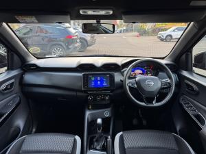 Nissan Magnite 1.0 Turbo Acenta Kuro auto - Image 6