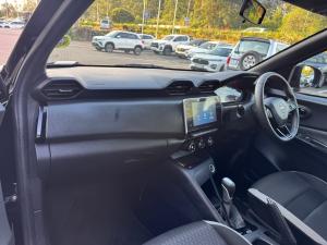 Nissan Magnite 1.0 Turbo Acenta Kuro auto - Image 7