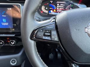 Nissan Magnite 1.0 Turbo Acenta Kuro auto - Image 9