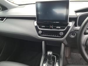 Toyota Corolla Cross 1.8 HEV XR - Image 15