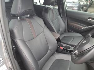 Toyota Corolla Cross 1.8 HEV XR - Image 17