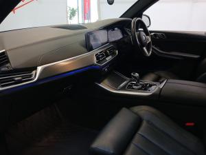 BMW X5 M50i - Image 7