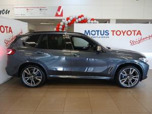 BMW X5 M50i - Image 3