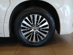 Toyota Quantum 2.8 LWB bus 6-seater VX Premium - Image 19