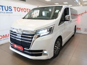 Toyota Quantum 2.8 LWB bus 6-seater VX Premium - Image 20