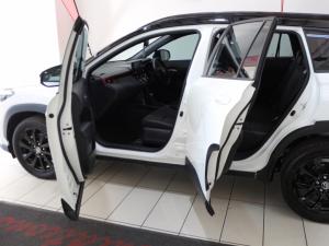 Toyota Corolla Cross 1.8 GR-S - Image 7