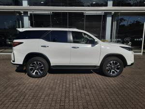 Toyota Fortuner 2.4GD-6 4X4 automatic - Image 3