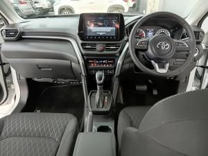 Toyota Urban Cruiser 1.5 XR automatic - Image 6