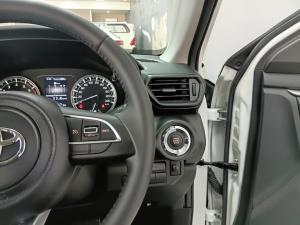 Toyota Urban Cruiser 1.5 XR automatic - Image 9