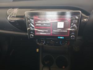 Toyota Hilux 2.4 GD-6 RB Raider automaticS/C - Image 12