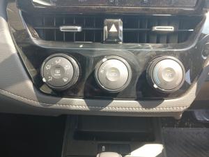 Toyota Corolla Cross 1.8 Xi - Image 13