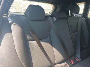 Toyota Corolla Cross 1.8 Xi - Image 15