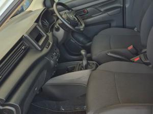 Suzuki Ertiga 1.5 GA - Image 7