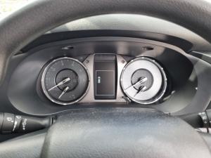 Toyota Hilux 2.4 GD-6 Raider 4X4D/C - Image 11