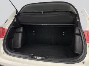 Suzuki Vitara Brezza 1.5 GLX automatic - Image 17