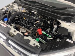 Suzuki Vitara Brezza 1.5 GLX automatic - Image 18
