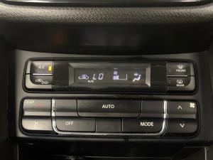 Suzuki Vitara Brezza 1.5 GLX automatic - Image 9