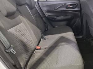 Suzuki Swift 1.2 GL - Image 10