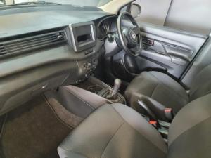 Suzuki Ertiga 1.5 GA - Image 9