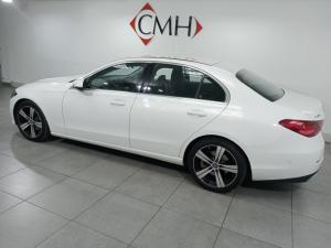 Mercedes-Benz C-Class C200 Avantgarde - Image 2