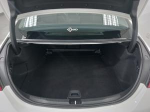 Mercedes-Benz C-Class C200 Avantgarde - Image 5