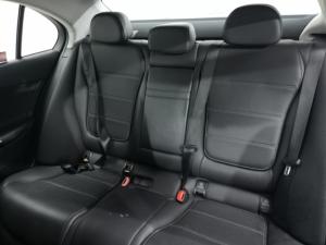 Mercedes-Benz C-Class C200 Avantgarde - Image 6