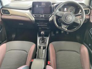 Toyota Starlet Cross 1.5 XR manual - Image 7