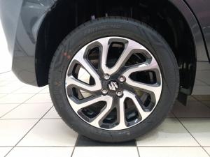 Suzuki Baleno 1.5 GLX auto - Image 13