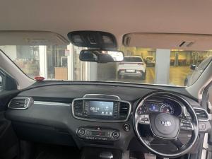 Kia Sorento 2.2CRDi AWD EX - Image 12