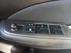 Suzuki Swift 1.2 GL manual - Image 13