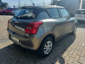 Suzuki Swift 1.2 GL manual - Image 7