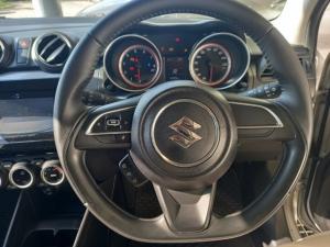 Suzuki Swift 1.2 GLX auto - Image 10