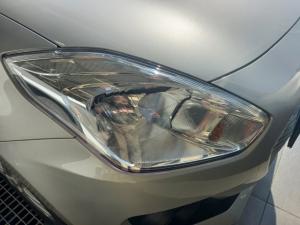 Suzuki Swift 1.2 GLX auto - Image 22