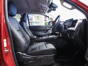 GWM P300 2.4T double cab LS 4x4 - Image 11