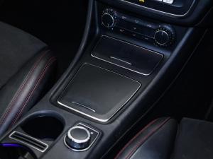 Mercedes-Benz GLA GLA220d 4Matic Style - Image 10