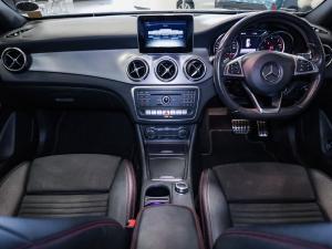 Mercedes-Benz GLA GLA220d 4Matic Style - Image 20