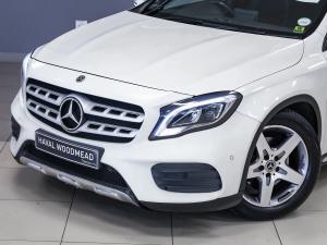 Mercedes-Benz GLA GLA220d 4Matic Style - Image 5