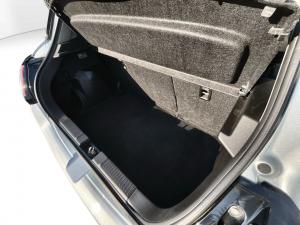 Suzuki Swift 1.2 GL - Image 10