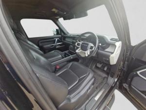 Land Rover Defender 90 D240 X-Dynamic HSE - Image 9