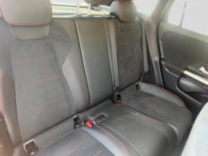 Mercedes-Benz GLA GLA200 Progressive - Image 12