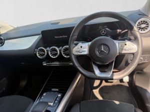 Mercedes-Benz GLA GLA200 Progressive - Image 20