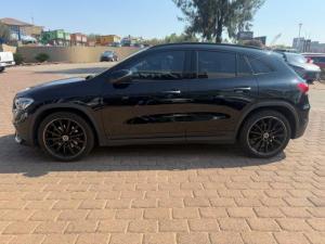 Mercedes-Benz GLA GLA200 Progressive - Image 4