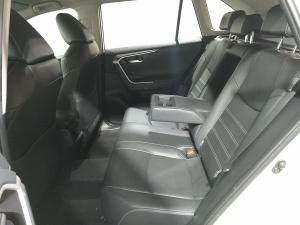 Toyota RAV4 2.0 VX - Image 12