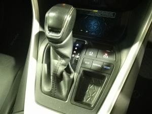 Toyota RAV4 2.0 VX - Image 20
