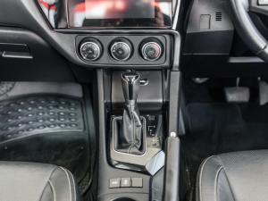 Toyota Corolla 1.6 Prestige auto - Image 9