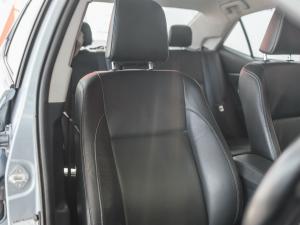 Toyota Corolla 1.6 Prestige auto - Image 11