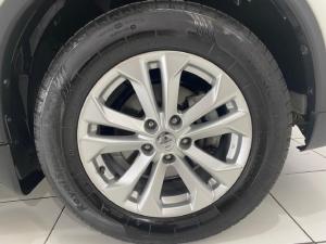 Nissan X-Trail 2.5 4x4 SE - Image 14