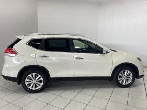 Nissan X-Trail 2.5 4x4 SE - Image 6