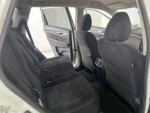 Nissan X-Trail 2.5 4x4 SE - Image 9