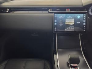 Land Rover Range Rover Velar D200 Dynamic SE - Image 7
